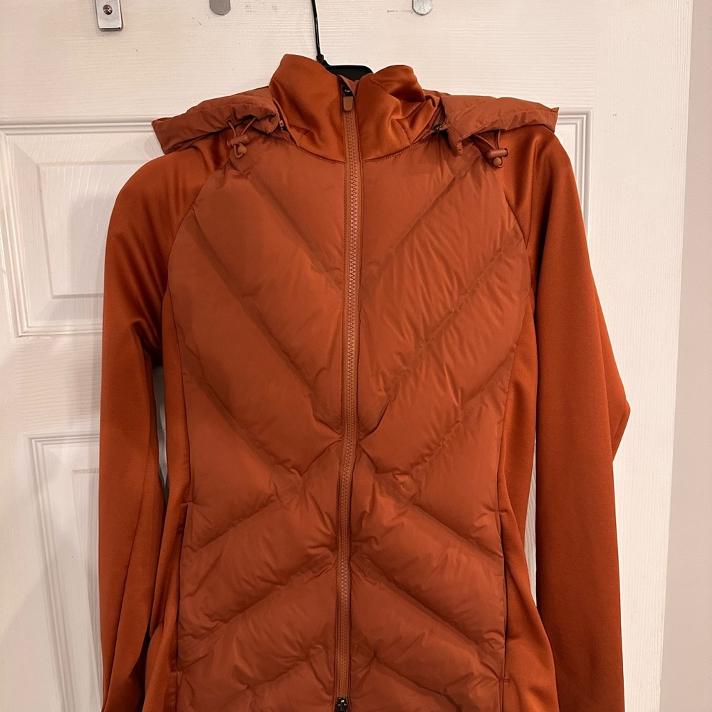 Athleta Women's Inlet Jacket SMALL
Like new!
